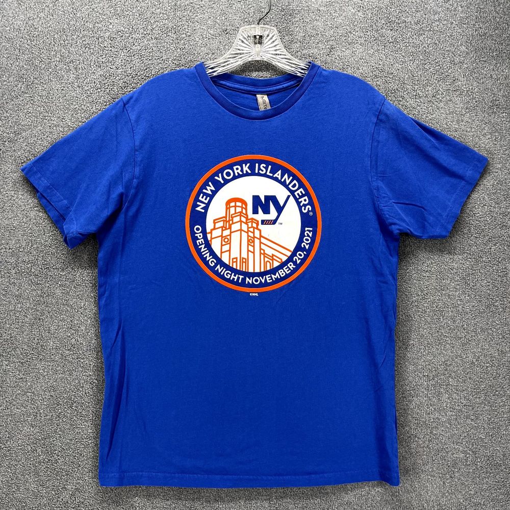 MillTex NY‎ Islanders T-Shirt Medium Blue Logo Graphic Short Sleeves